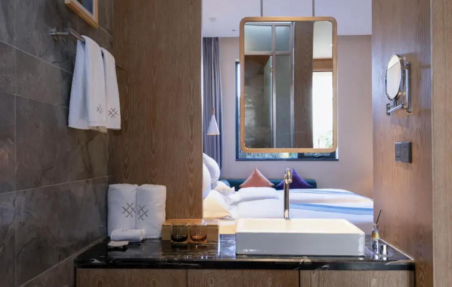 Hong Long Jing Hotel Далі Екстер'єр фото