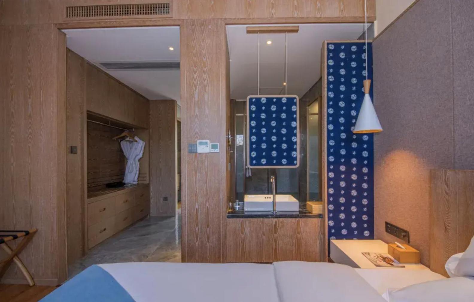 Hong Long Jing Hotel Далі Екстер'єр фото