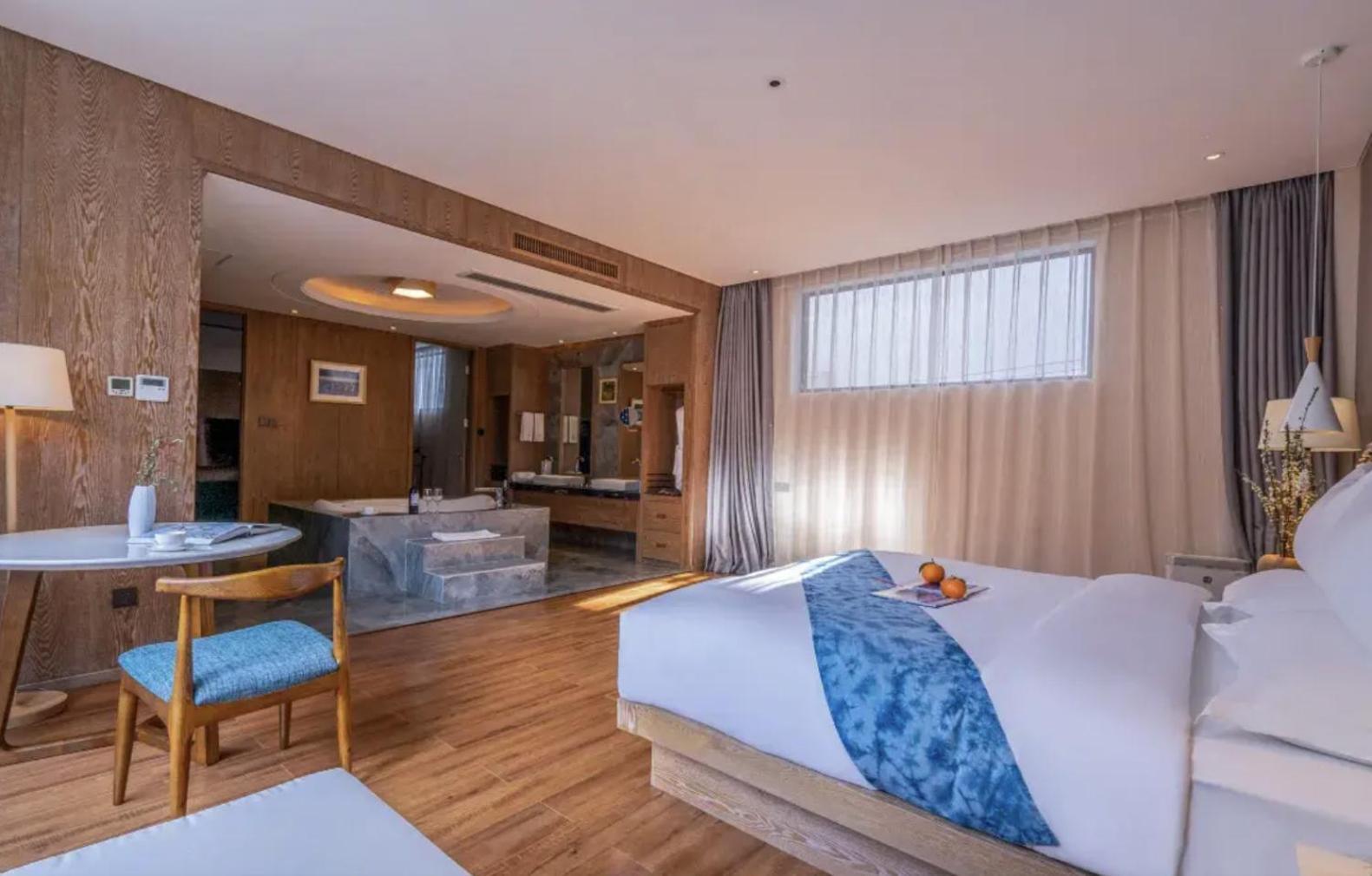 Hong Long Jing Hotel Далі Екстер'єр фото